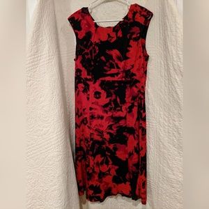 Red floral-print sheath dress
